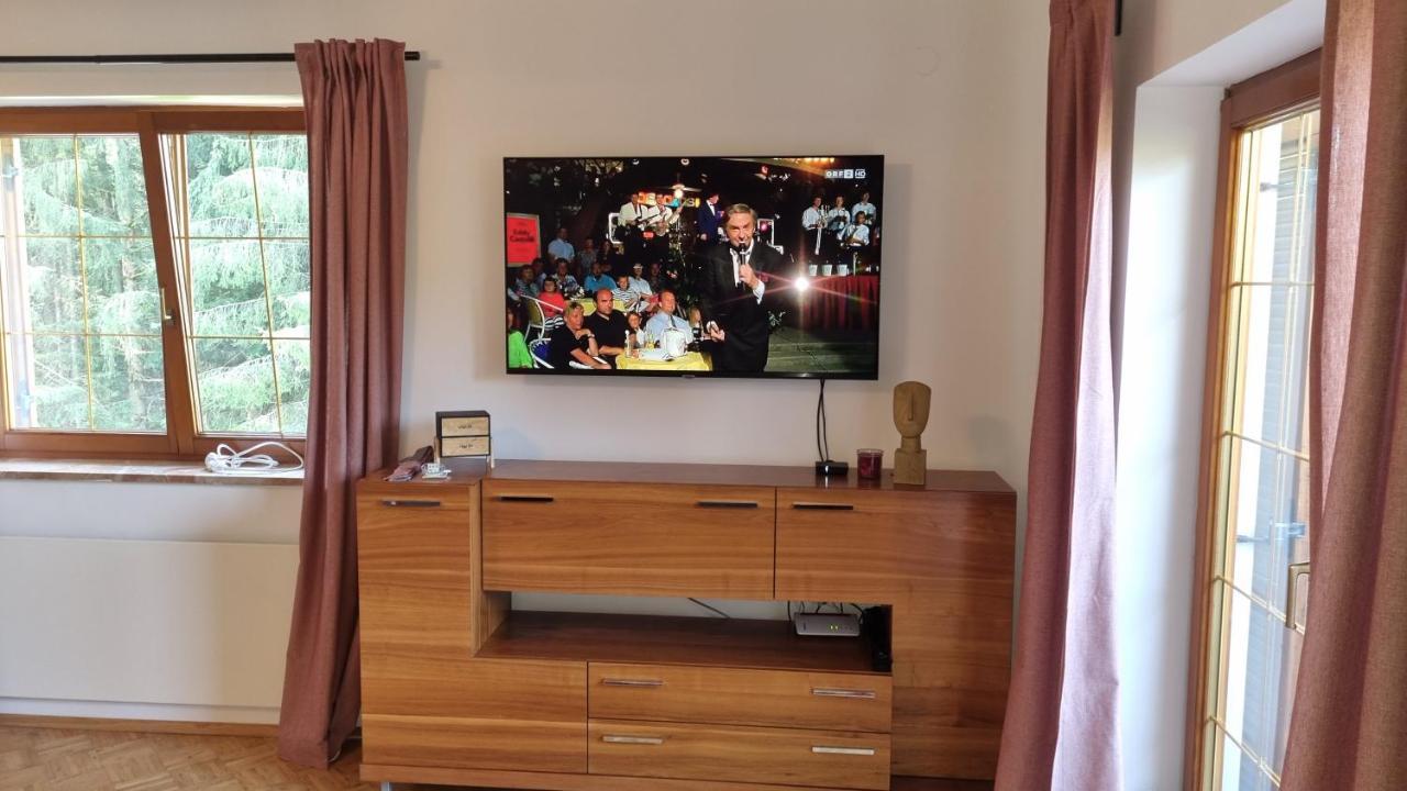 Fridas Place - Der Blick Ueber Ganz Villach - 160 M2 Ferienoase - Ganzes Haus Bis Zu 8 Personen Exterior foto